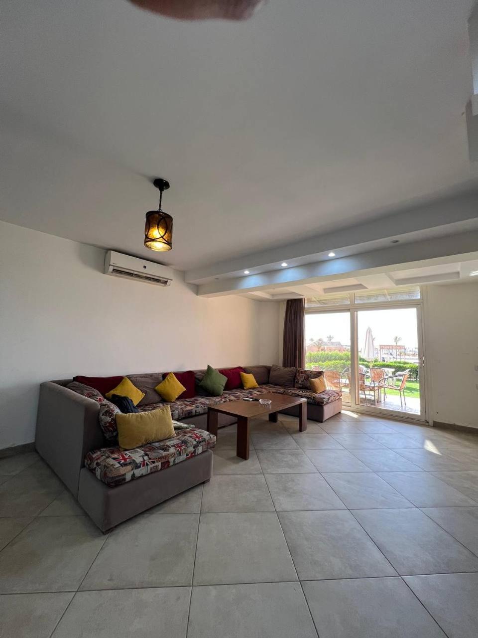Duplex Villa Айн-Сохна Экстерьер фото